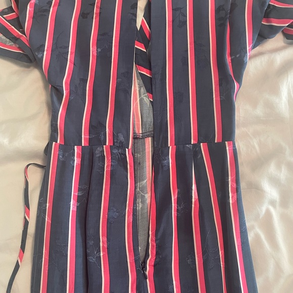 TOPSHOP pink and dark blue romper with floral designs - Picture 5 of 5